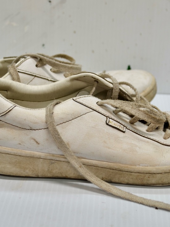 Keds Leather Sneakers 8.5 - Picture 5 of 10